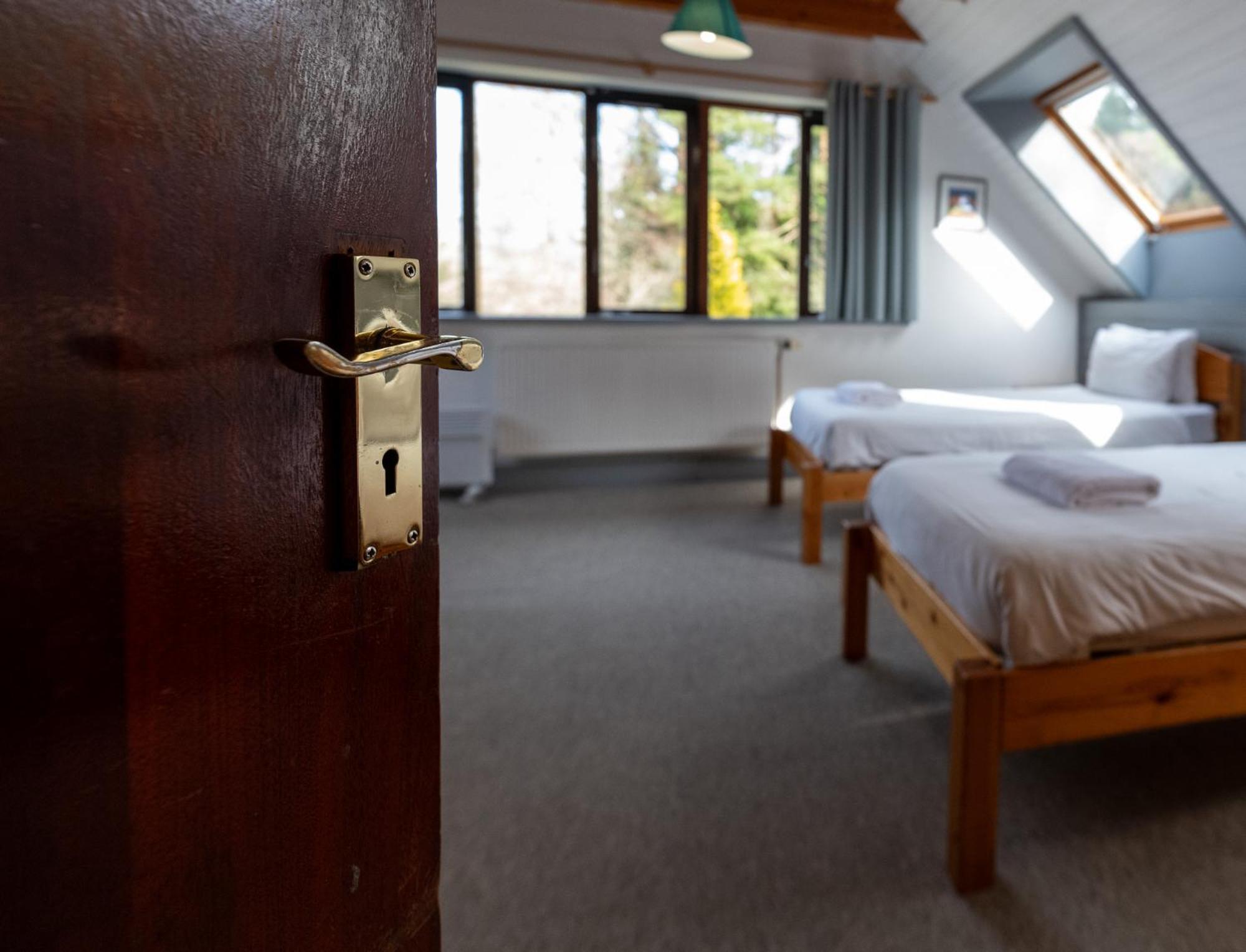 Loch Insh Chalets Ltd Кинкрейг Номер фото
