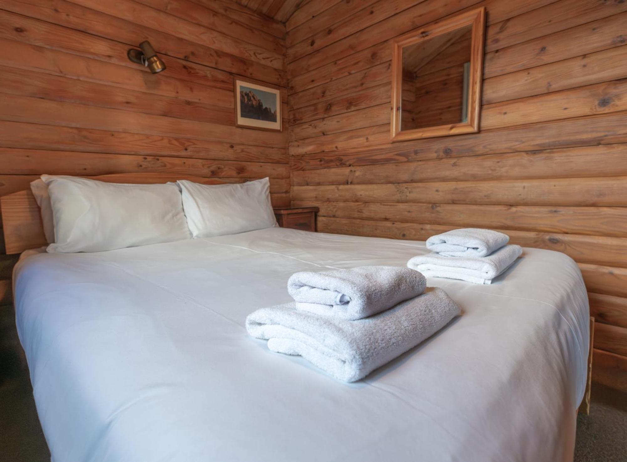 Loch Insh Chalets Ltd Кинкрейг Номер фото