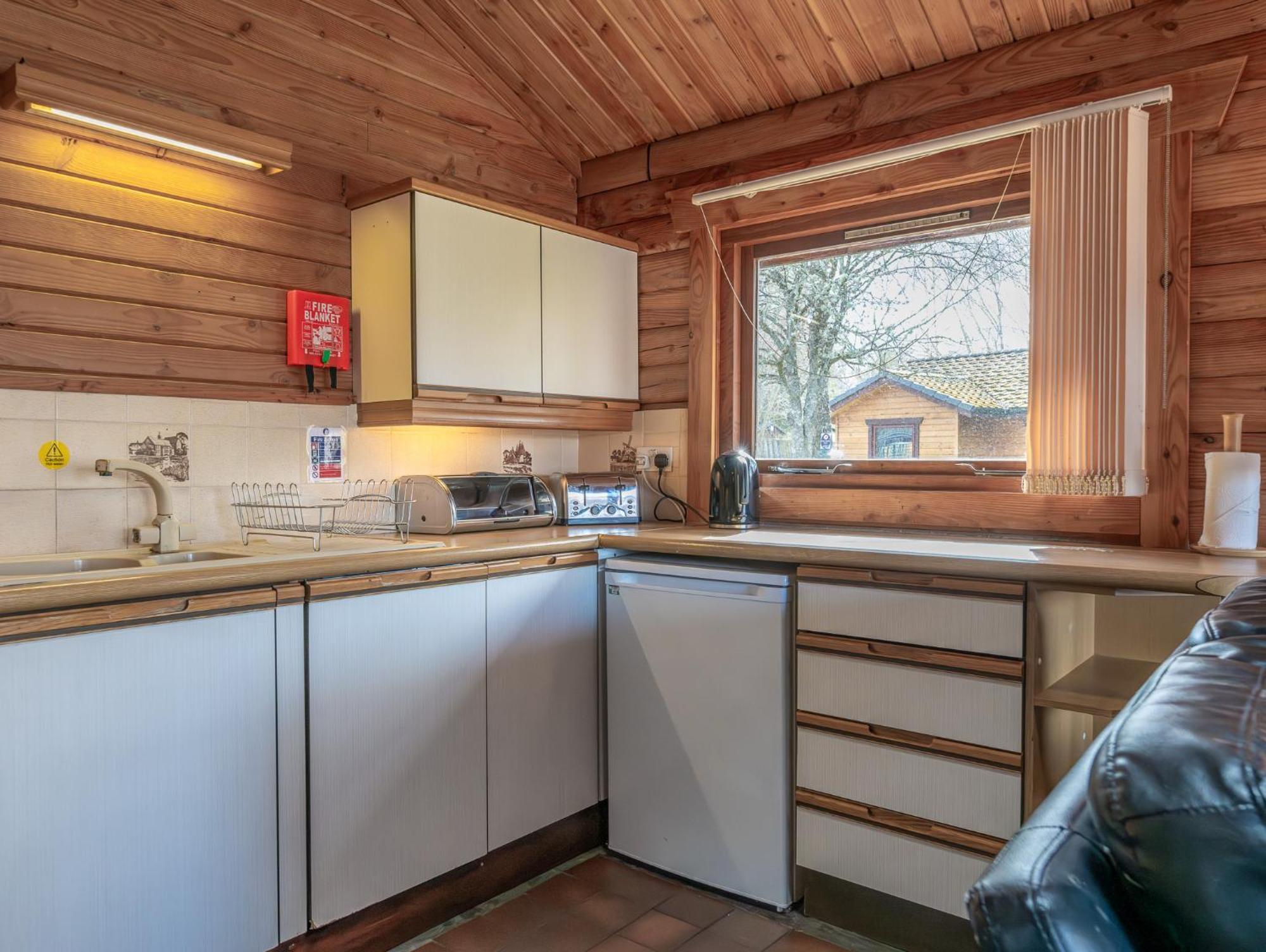 Loch Insh Chalets Ltd Кинкрейг Экстерьер фото