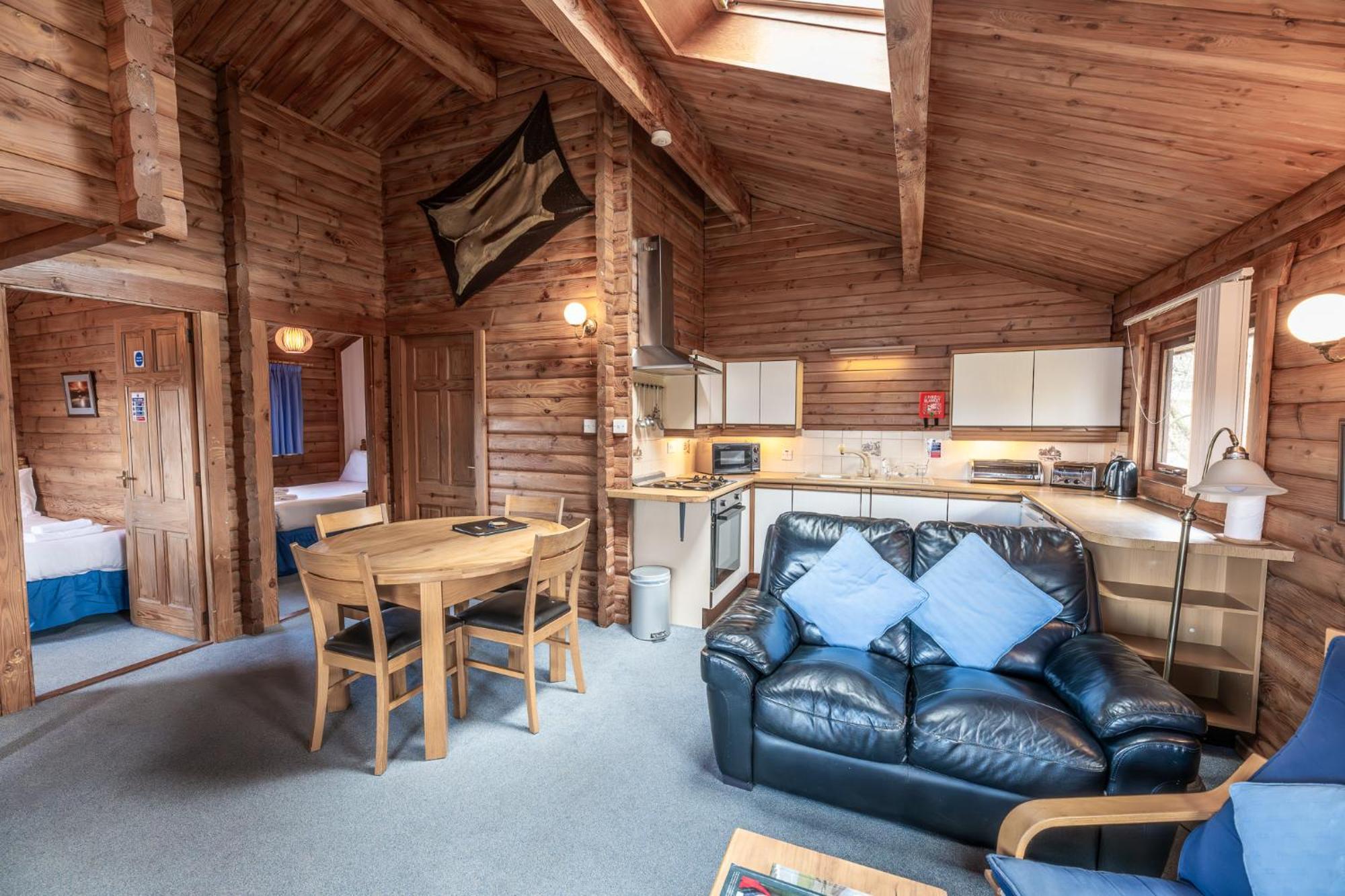 Loch Insh Chalets Ltd Кинкрейг Экстерьер фото
