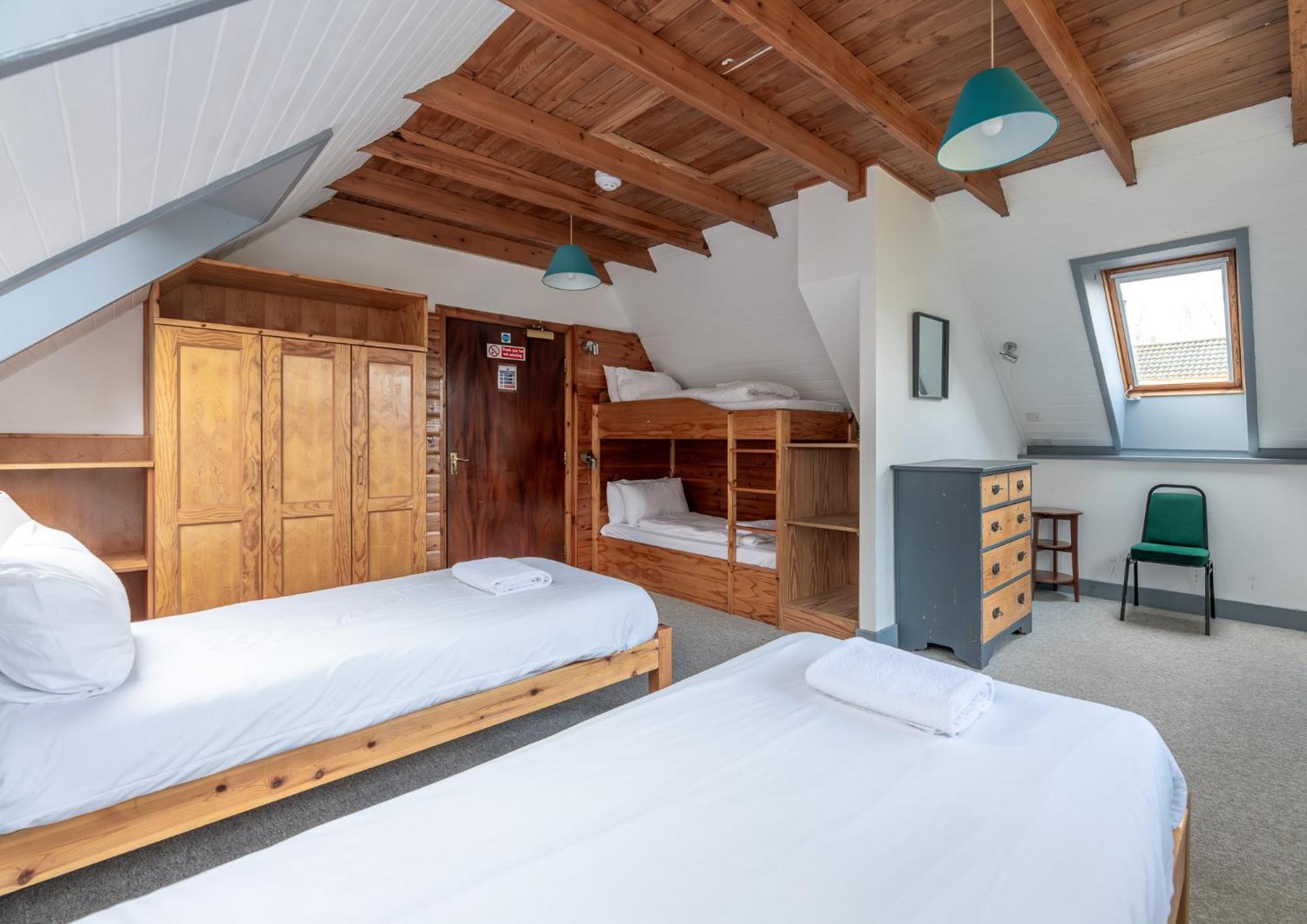 Loch Insh Chalets Ltd Кинкрейг Номер фото