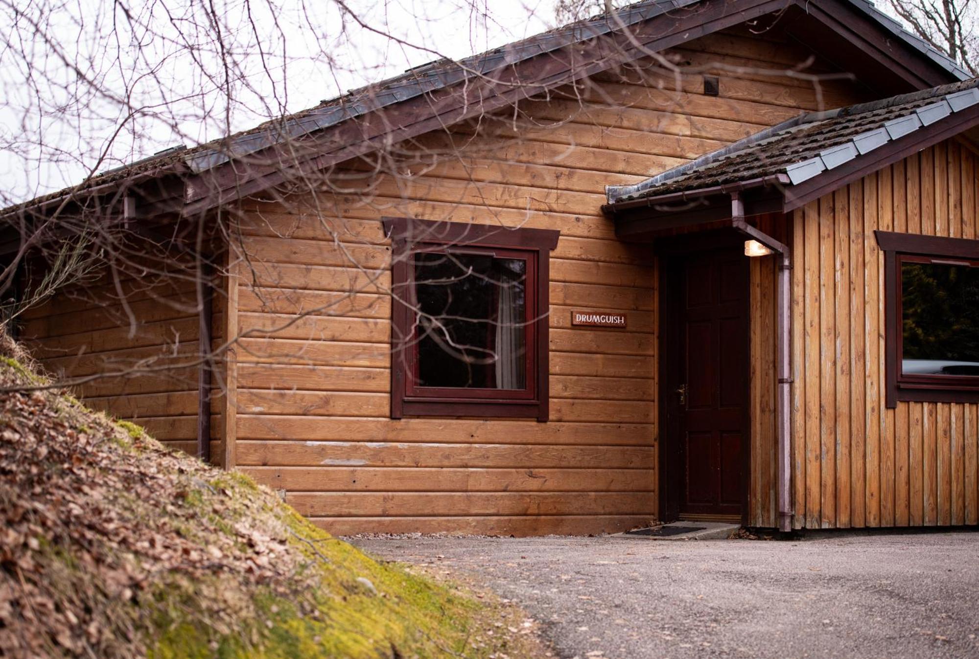 Loch Insh Chalets Ltd Кинкрейг Номер фото